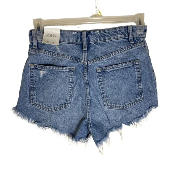 Sz(38)US 6 high rise Zara Women's Blue Denim Shorts - Picture 3 of 12